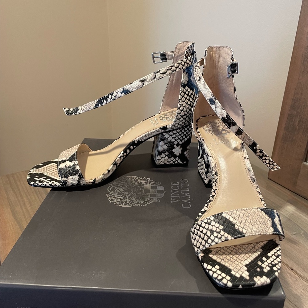 Vince Camuto Women's Snakeskin Heels